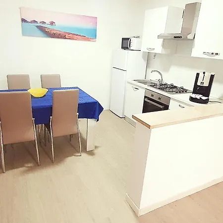 Apartment Lemon Tree House
